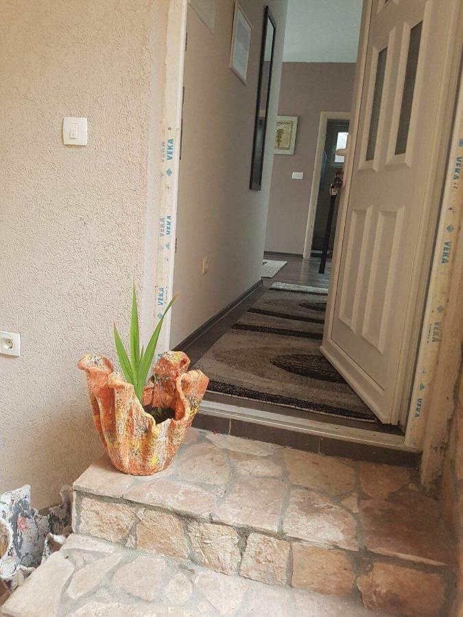 Apartman Tajma Мостар Экстерьер фото